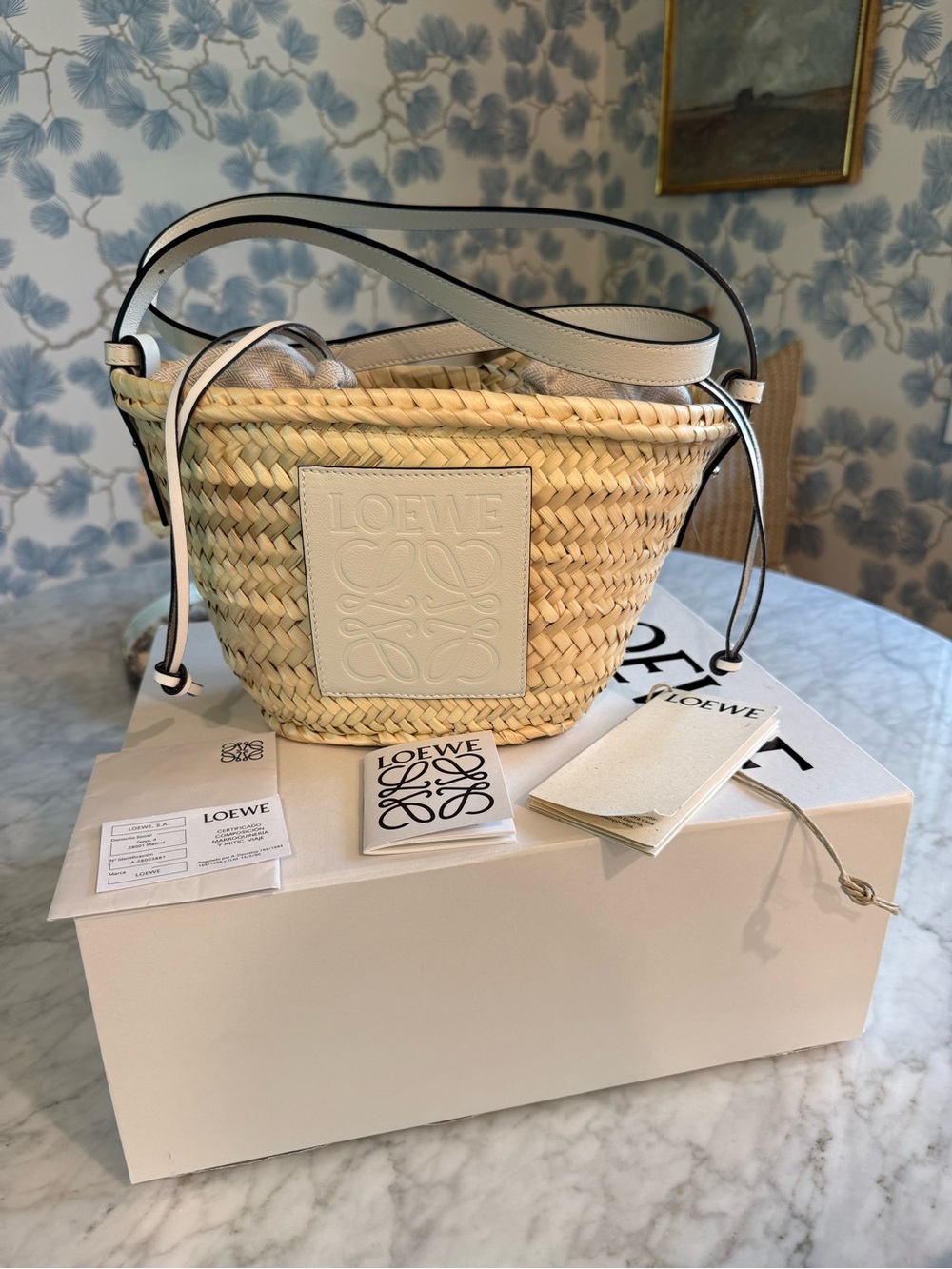 NWT LOEWE Anagram drawstring bucket bag in palm leaf and calfskin